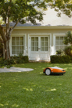 Laden Sie das Bild in den Galerie-Viewer, STIHL Mähroboter RMI 632 P – Modell 2022-Neu