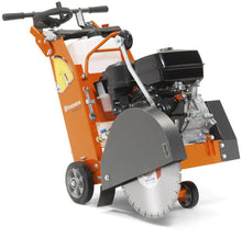 Laden Sie das Bild in den Galerie-Viewer, HUSQVARNA FS 400 LV benzinbetriebener Fugenschneider Ø 450 mm