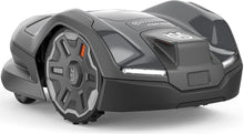 Laden Sie das Bild in den Galerie-Viewer, Husqvarna Automower 410XE NERA – Modell 2024
