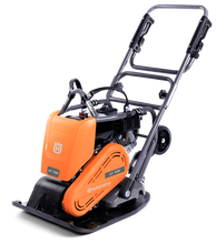 Laden Sie das Bild in den Galerie-Viewer, HUSQVARNA LF 130 LT – Rüttelplatte vorlaufend mit 135 kg