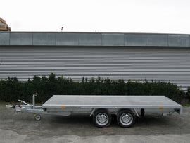 Humbaur Universal 3500 Aluboden, Seilwinde, Rampen