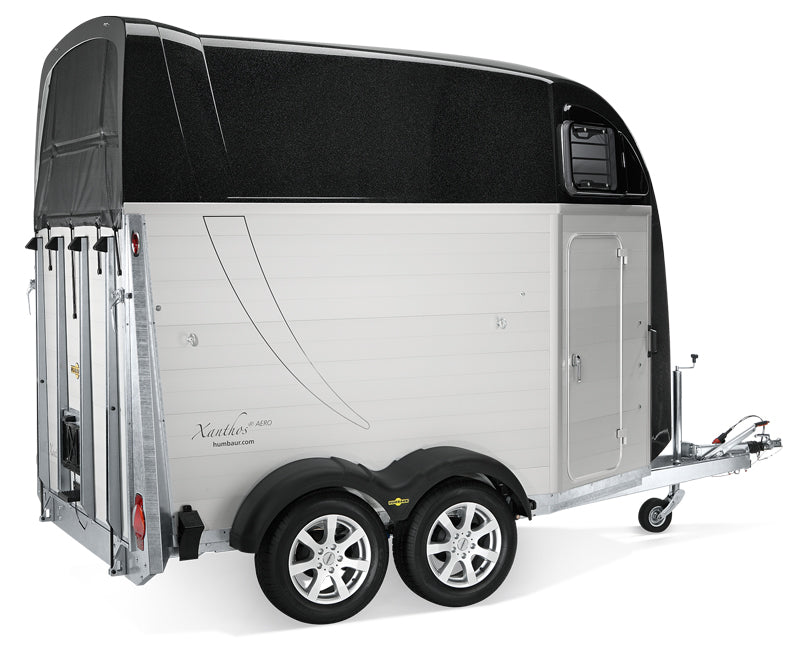 Humbaur Xanthos Aero 2700 S Aerodynamischer Bug | EquiDrive® PLUS S Fahrwerk